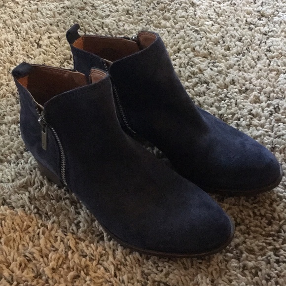 navy ankle boots size 6